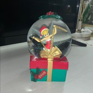 VNTG Tinkerbell Snow Globe Christmas  2005